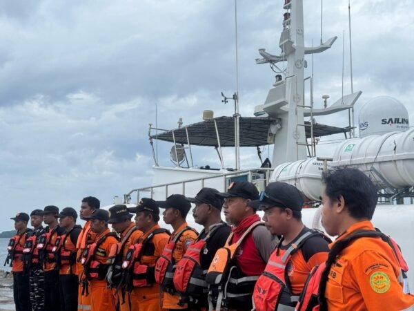 Hari Kedua Operasi SAR: Pencarian Nelayan yang Hilang di Perairan Siompu Barat Terus Dilakukan