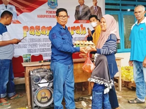 Pemkab Buton Tengah Gelar Pasar Murah, Warga Antusias Borong Kebutuhan Pokok untuk Ramadan