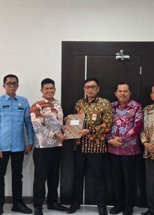 Pemda dan DPRD Buton Tengah Serahkan Proposal Pembangunan Sekolah Rakyat ke Kemensos RI: Langkah Strategis Tingkatkan IPM dan Atasi Kemiskinan